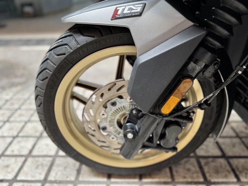 二手三阳哈士奇 Husky ADV300
