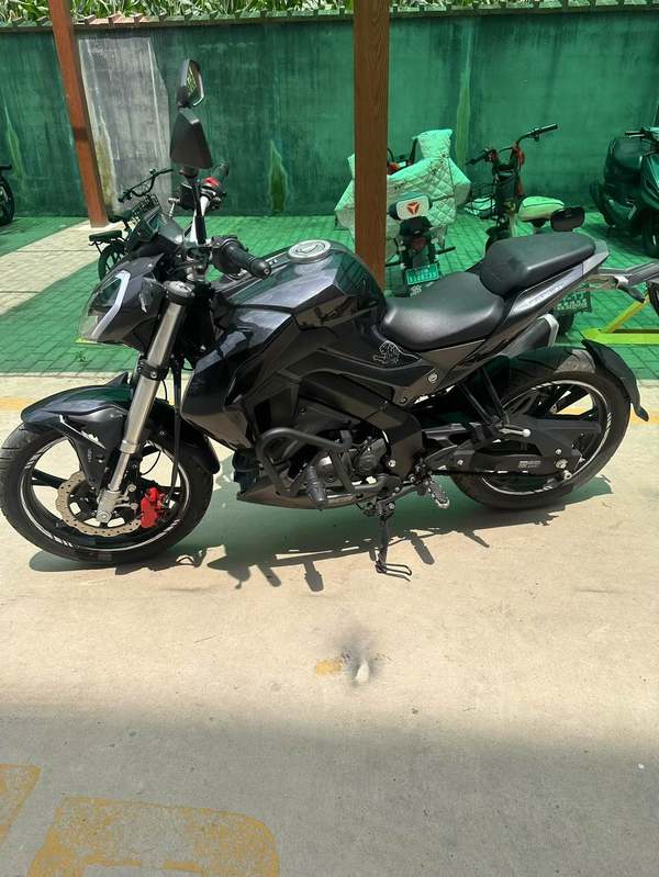 二手贝纳利小迅龙 BN150S