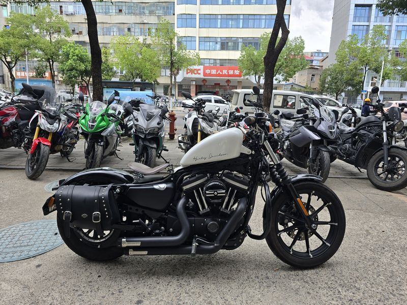 二手哈雷戴维森Iron883 硬汉
