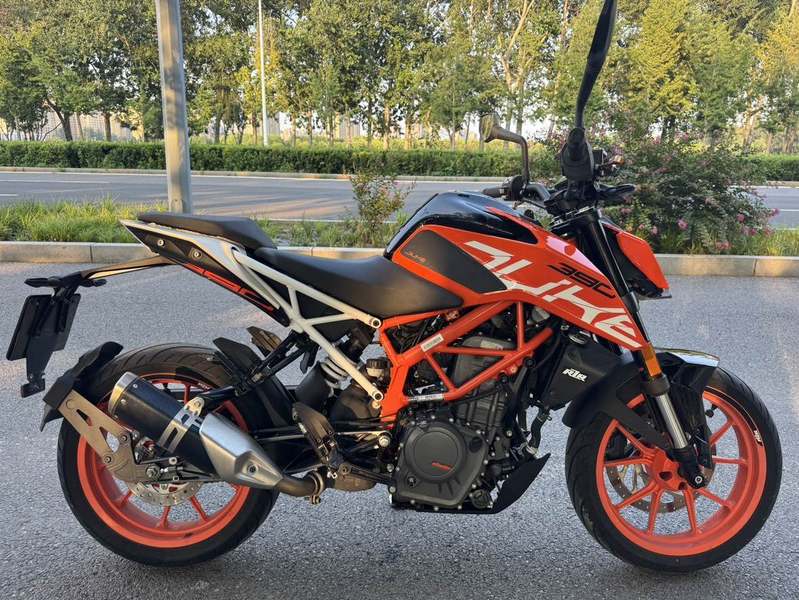 二手KTMR2R390 Duke
