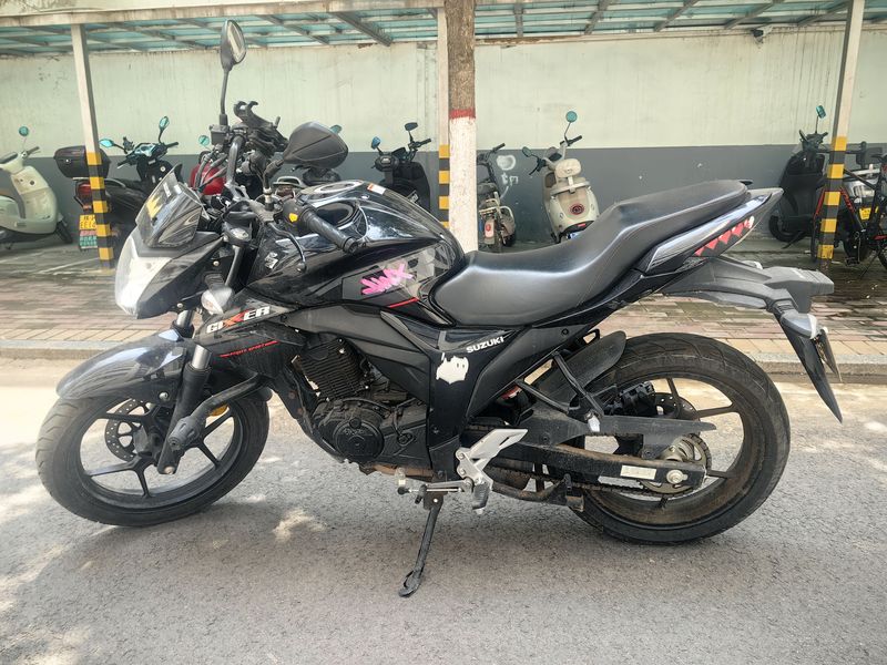 二手济南铃木极客飒 Gixxer 155 NK