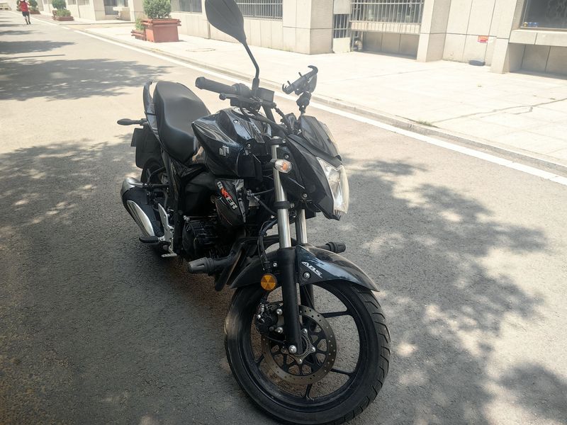 二手济南铃木极客飒 Gixxer 155 NK