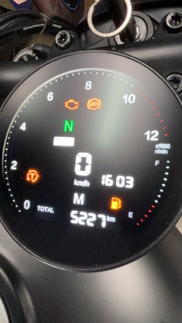 二手QJMOTOR闪300