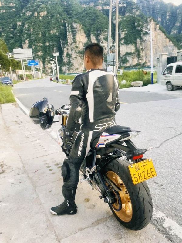 二手宝马S 1000 R