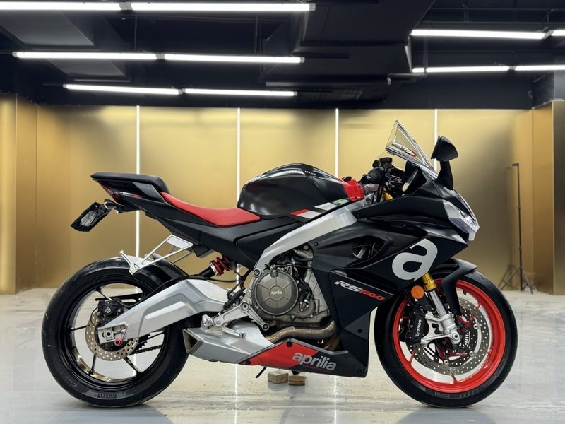 二手阿普利亚RS 660 