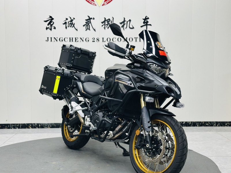 二手贝纳利TRK552
