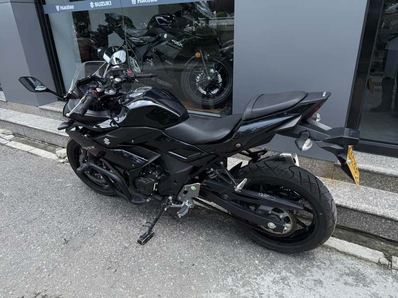 二手豪爵铃木GSX250R