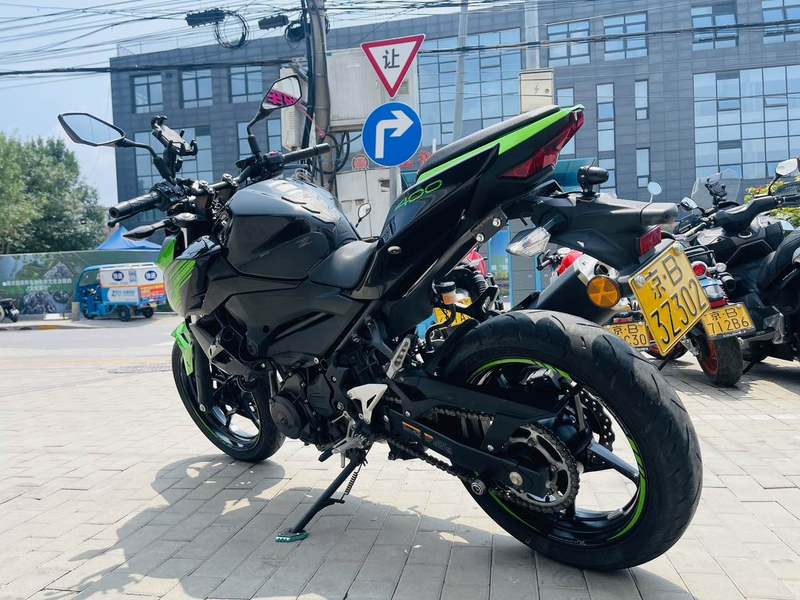 二手川崎Z400