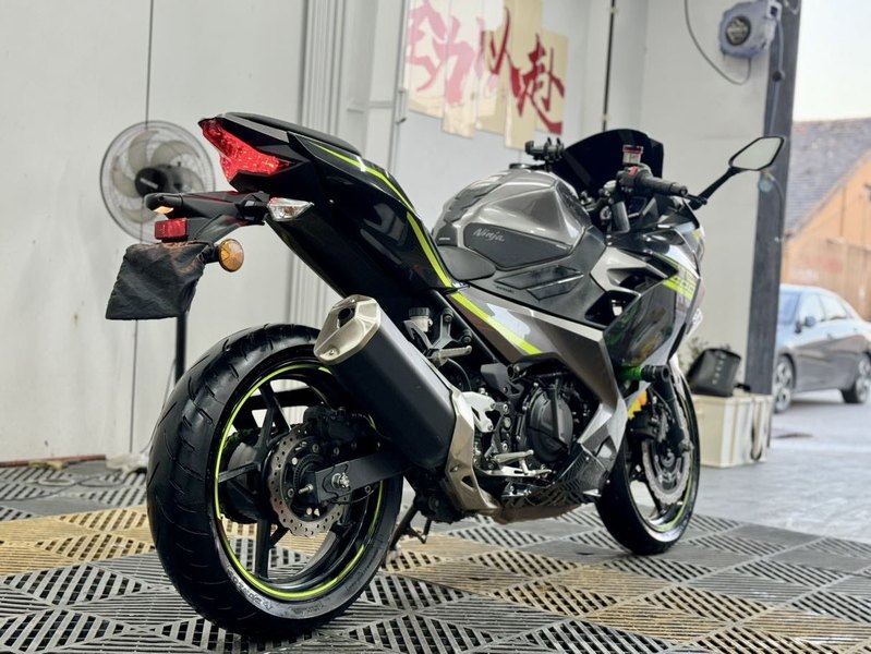 二手川崎Ninja 400