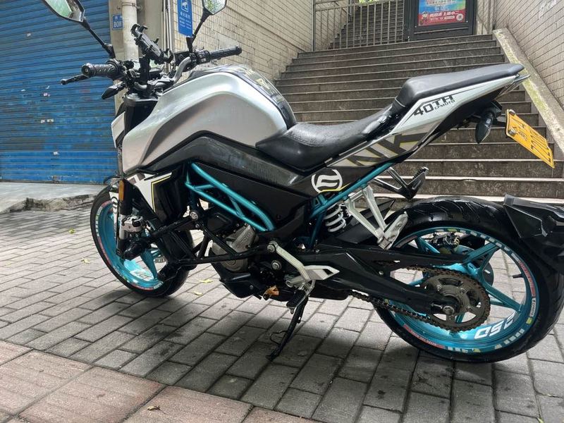 二手春风250NK
