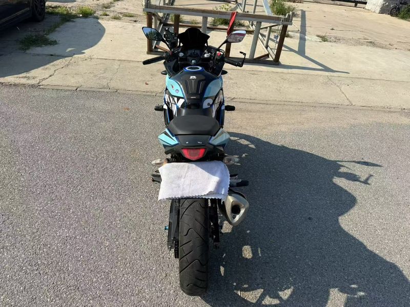 二手豪爵铃木GSX250R