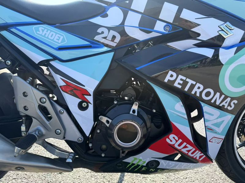 二手豪爵铃木GSX250R