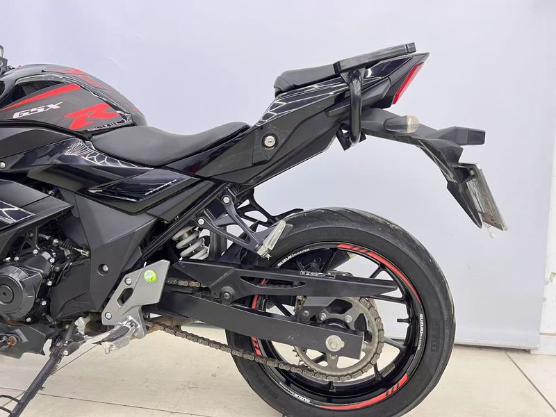 二手豪爵铃木GSX250R