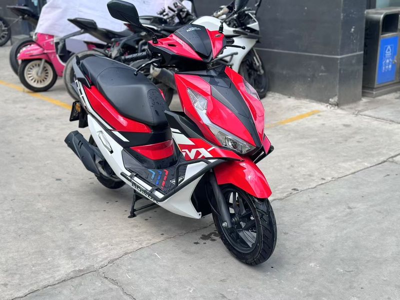 二手五羊本田NX125