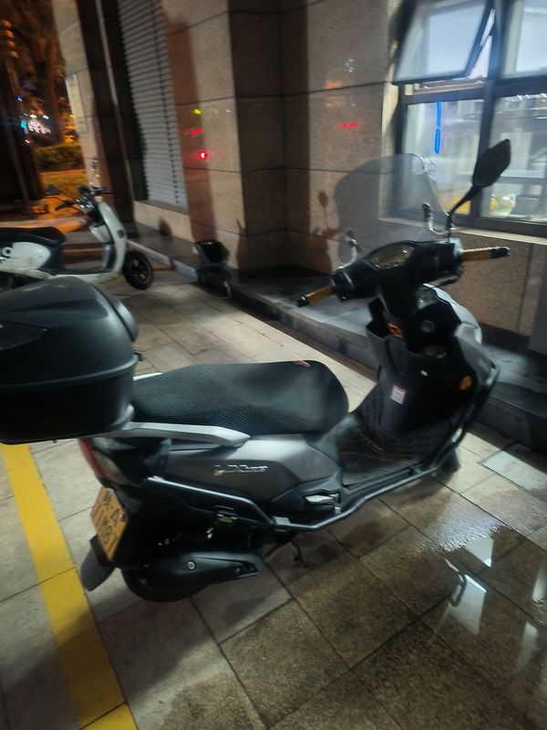 二手豪爵虎鲨VX125