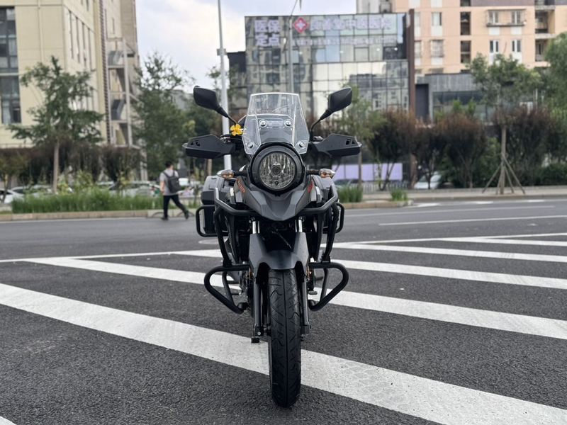 二手豪爵铃木DL250
