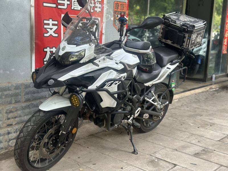 二手贝纳利金鹏 TRK502