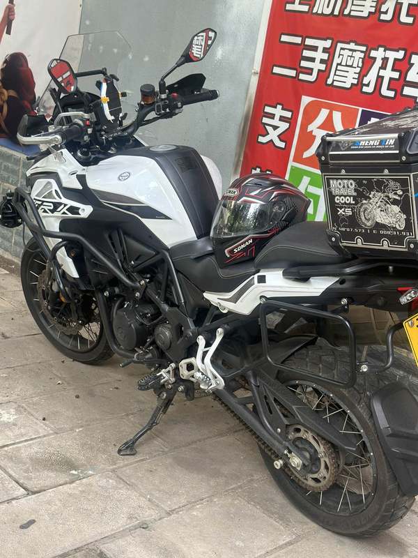 二手贝纳利金鹏 TRK502