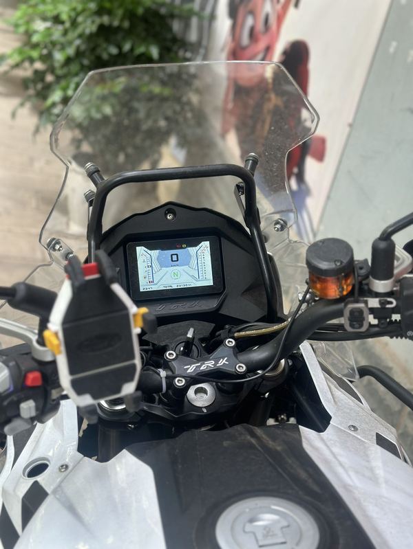 二手贝纳利金鹏 TRK502