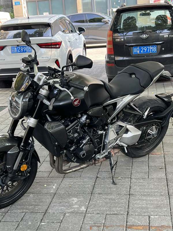 二手本田CB1000R