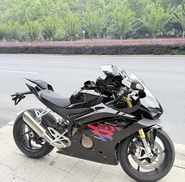 二手张雪机车500RR