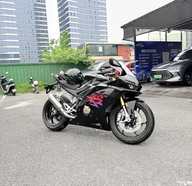 二手张雪机车500RR