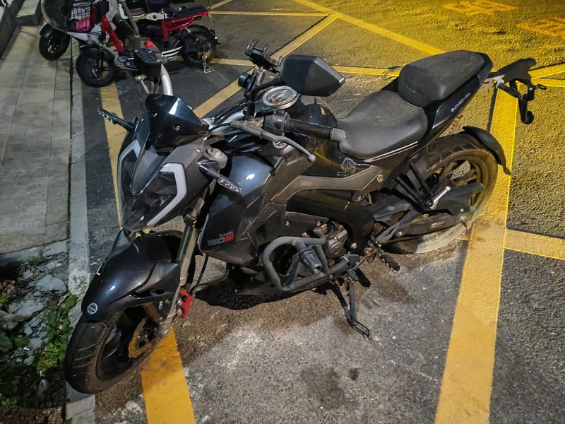 二手贝纳利小迅龙 BN150S