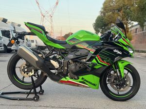 二手川崎ZX-4R