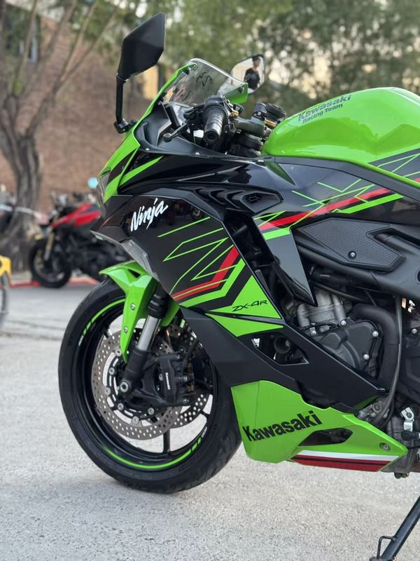 二手川崎ZX-4R
