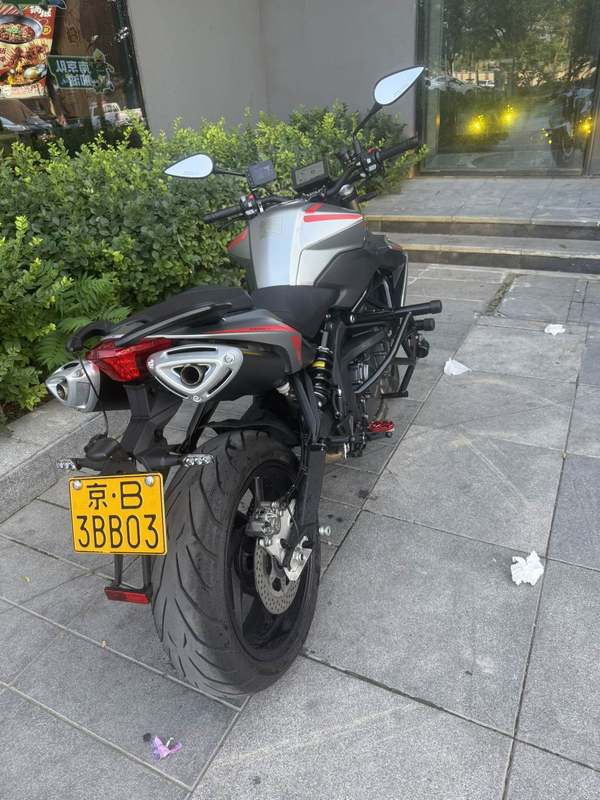 二手贝纳利TNT600i