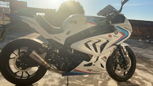 二手宝雕BD400RR