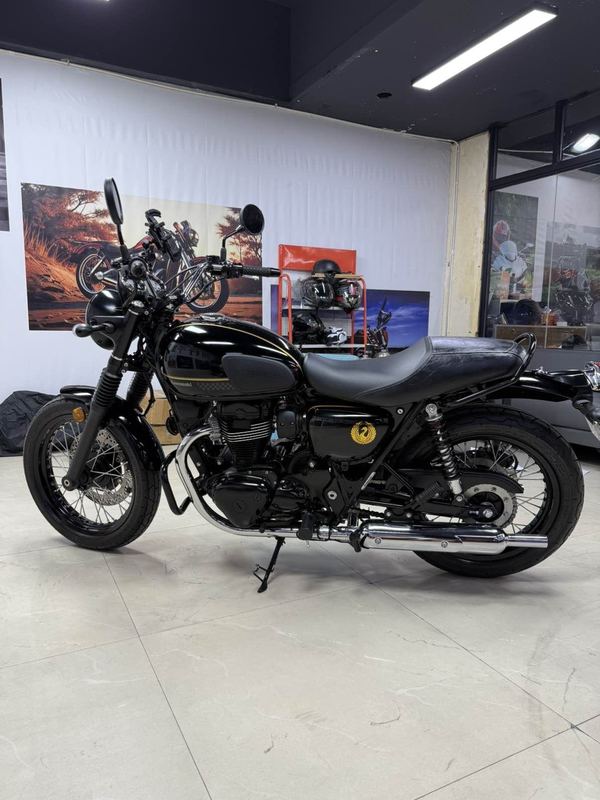 二手川崎W800 