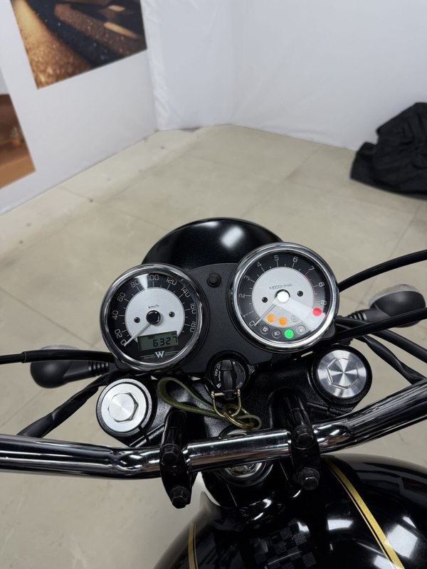 二手川崎W800 