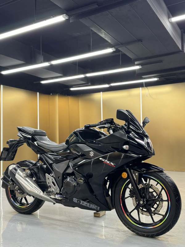 二手豪爵铃木GSX250R