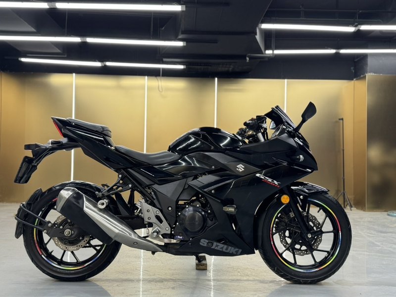 二手豪爵铃木GSX250R