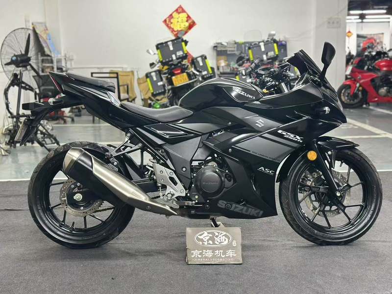 二手豪爵铃木GSX250R