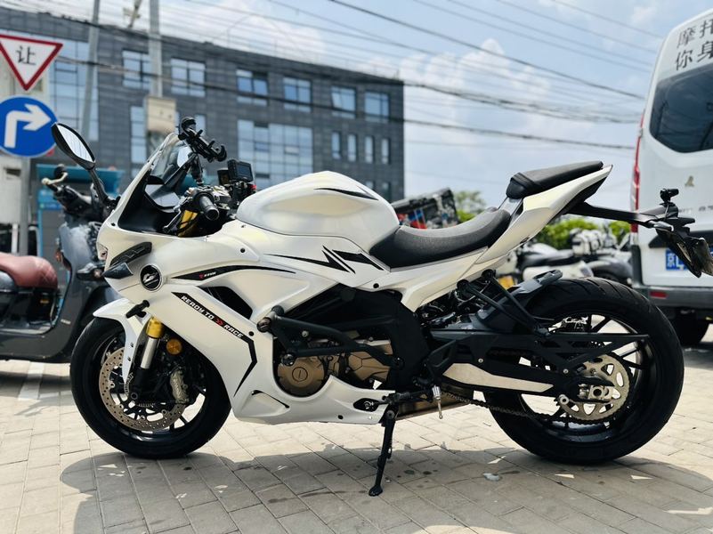 二手QJMOTOR赛600