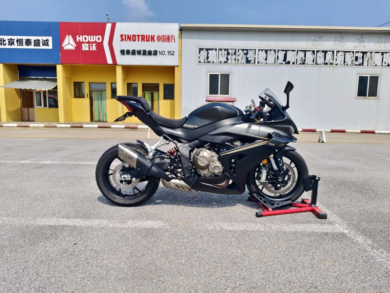 二手QJMOTOR赛800