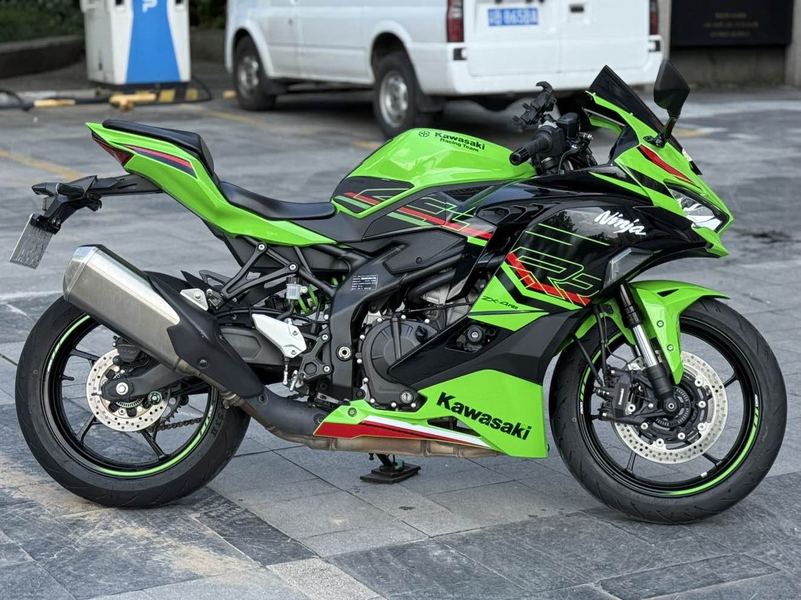 二手川崎ZX-4R