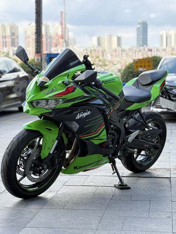 二手川崎ZX-4R