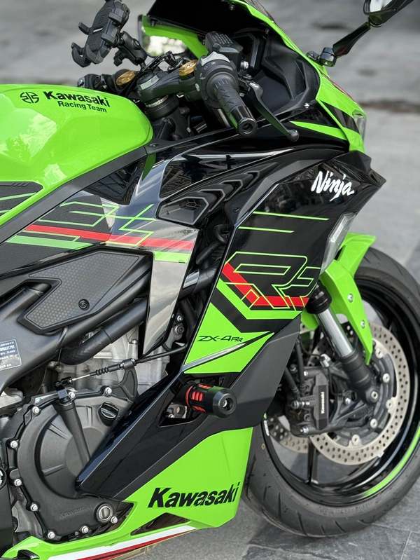 二手川崎ZX-4R