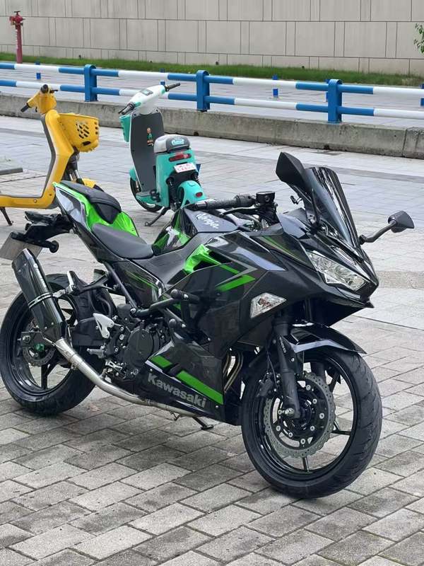二手川崎Ninja 400