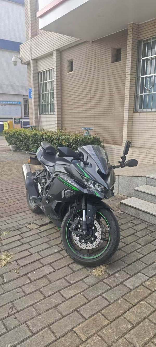 二手川崎ZX-4R