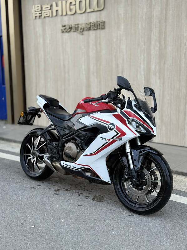 二手QJMOTOR赛400