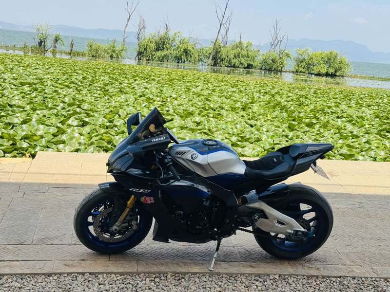 二手雅马哈YZF-R1