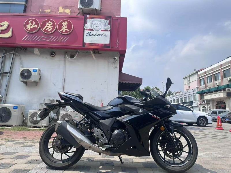 二手豪爵铃木GSX250R