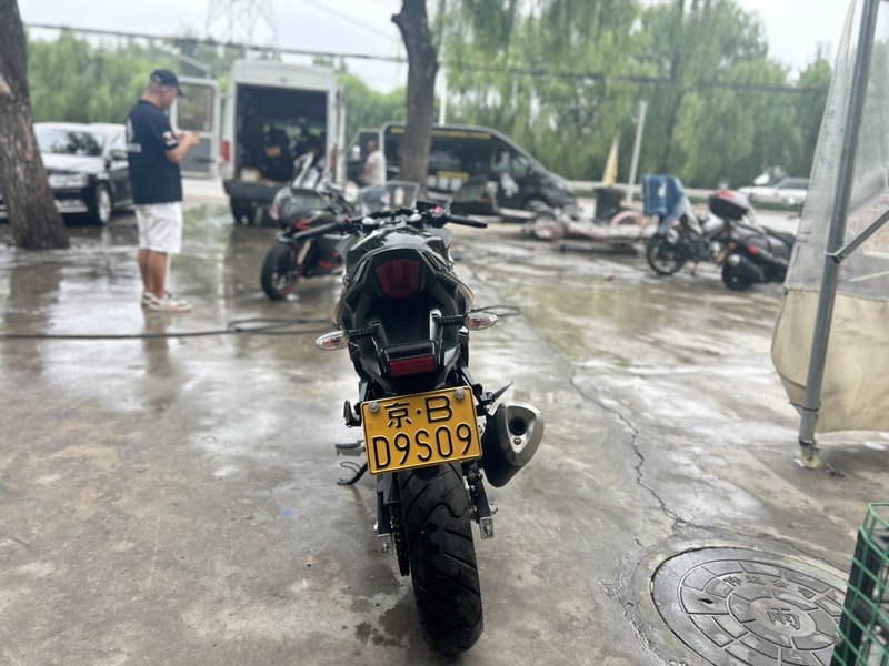 二手豪爵铃木GSX250R