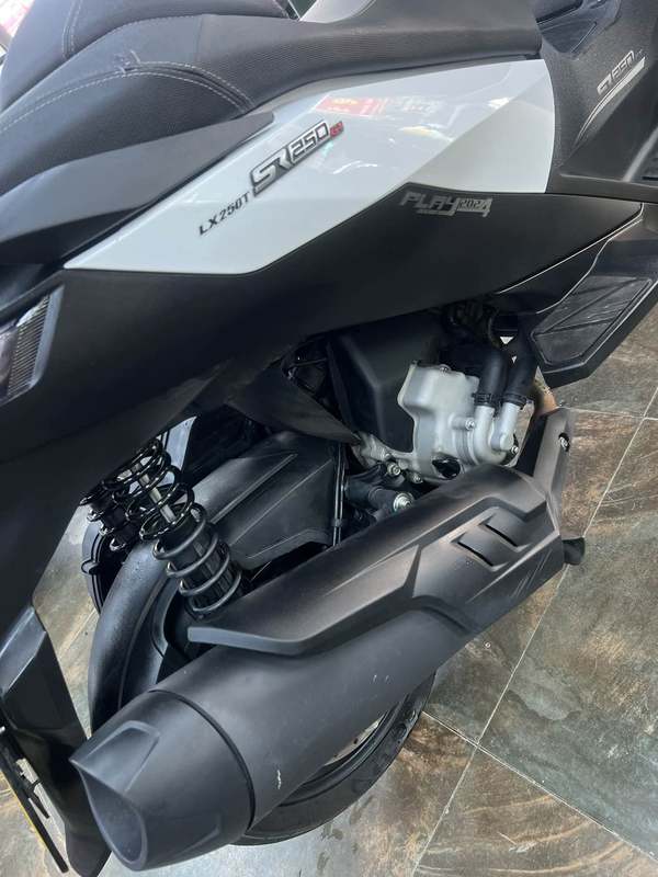 二手无极SR250GT