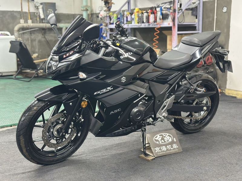 二手豪爵铃木GSX250R