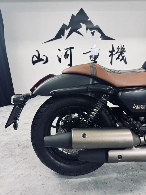 二手QJMOTOR闪300
